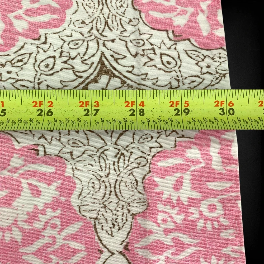 Lot 2 x Pottery Barn PB Teen Pink Medallion Standard Pillow Shams 100% Cotton